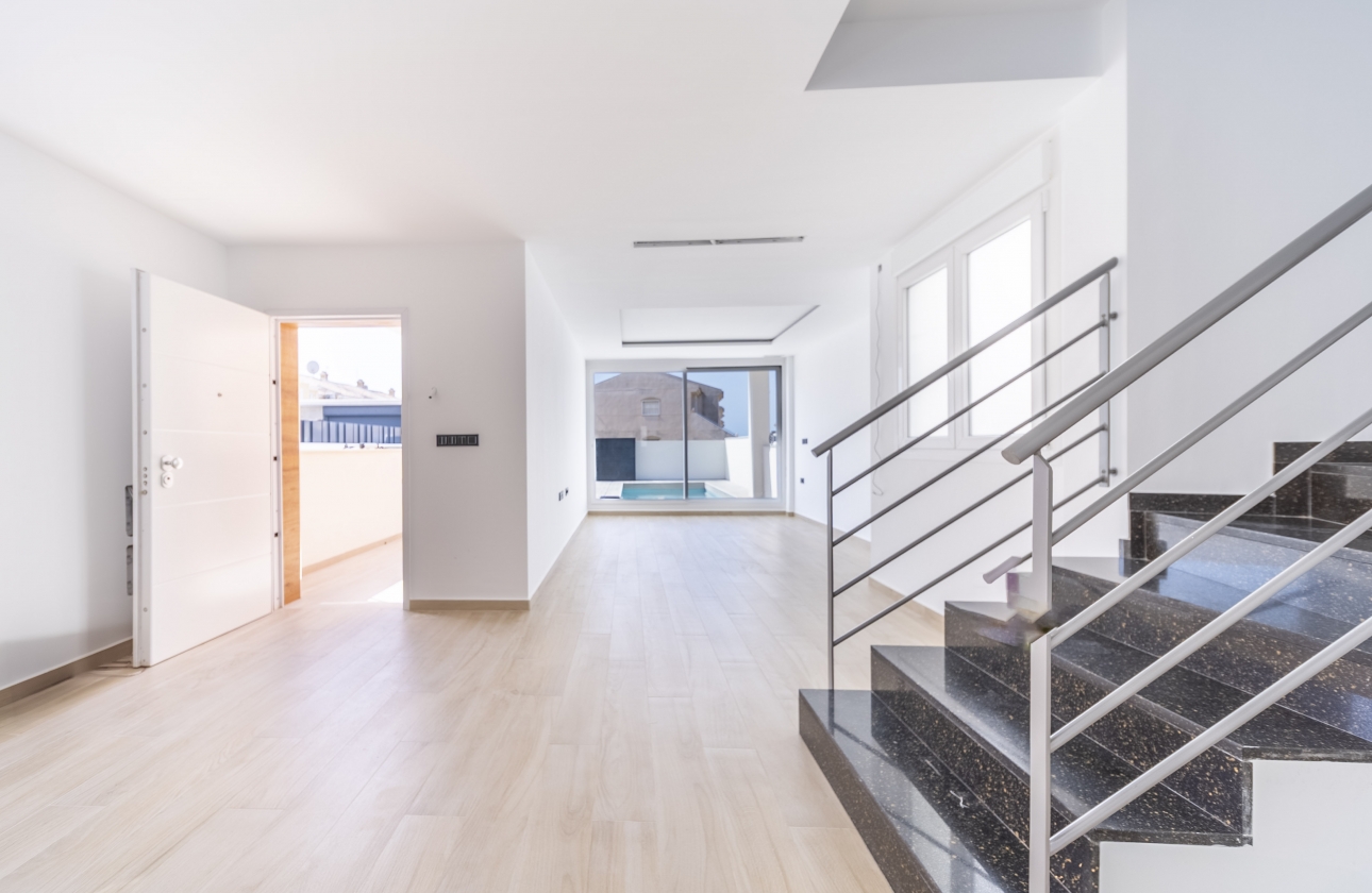 Rynek wtórny - Villa - Torrevieja - Aguas Nuevas