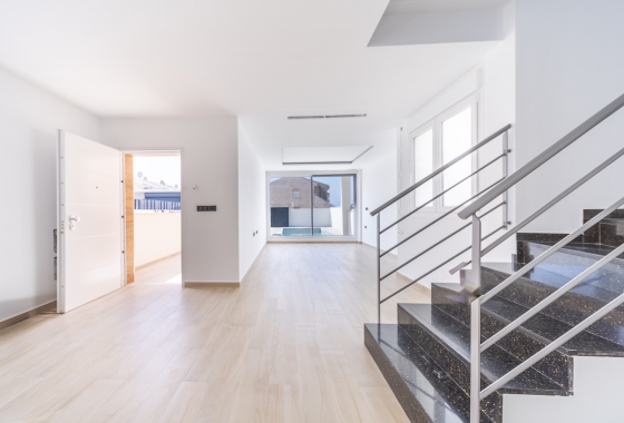 Rynek wtórny - Villa - Torrevieja - Aguas Nuevas