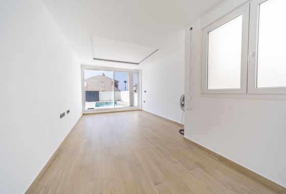 Rynek wtórny - Villa - Torrevieja - Aguas Nuevas