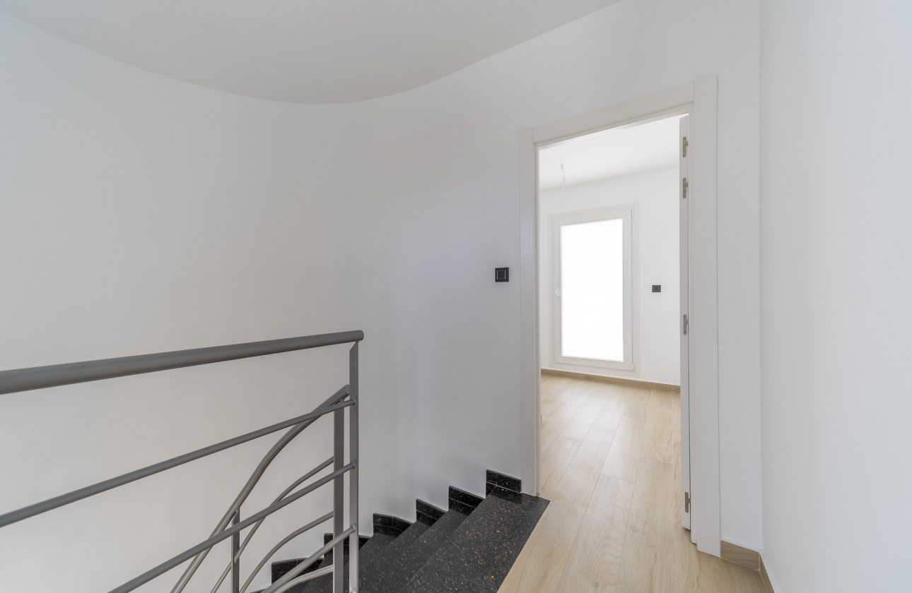 Rynek wtórny - Villa - Torrevieja - Aguas Nuevas