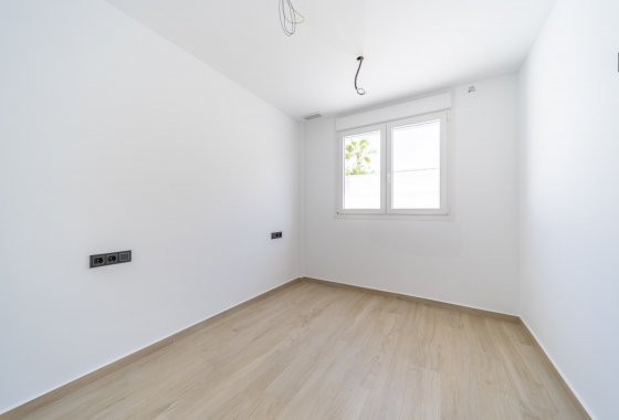 Rynek wtórny - Villa - Torrevieja - Aguas Nuevas