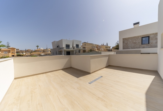 Rynek wtórny - Villa - Torrevieja - Aguas Nuevas