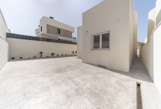 Rynek wtórny - Villa - Torrevieja - Aguas Nuevas