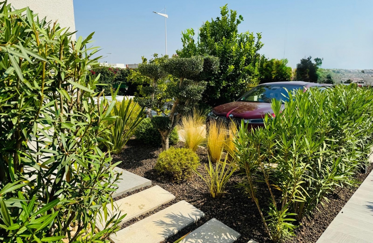 Rynek wtórny - Villa - Algorfa - La Finca Golf