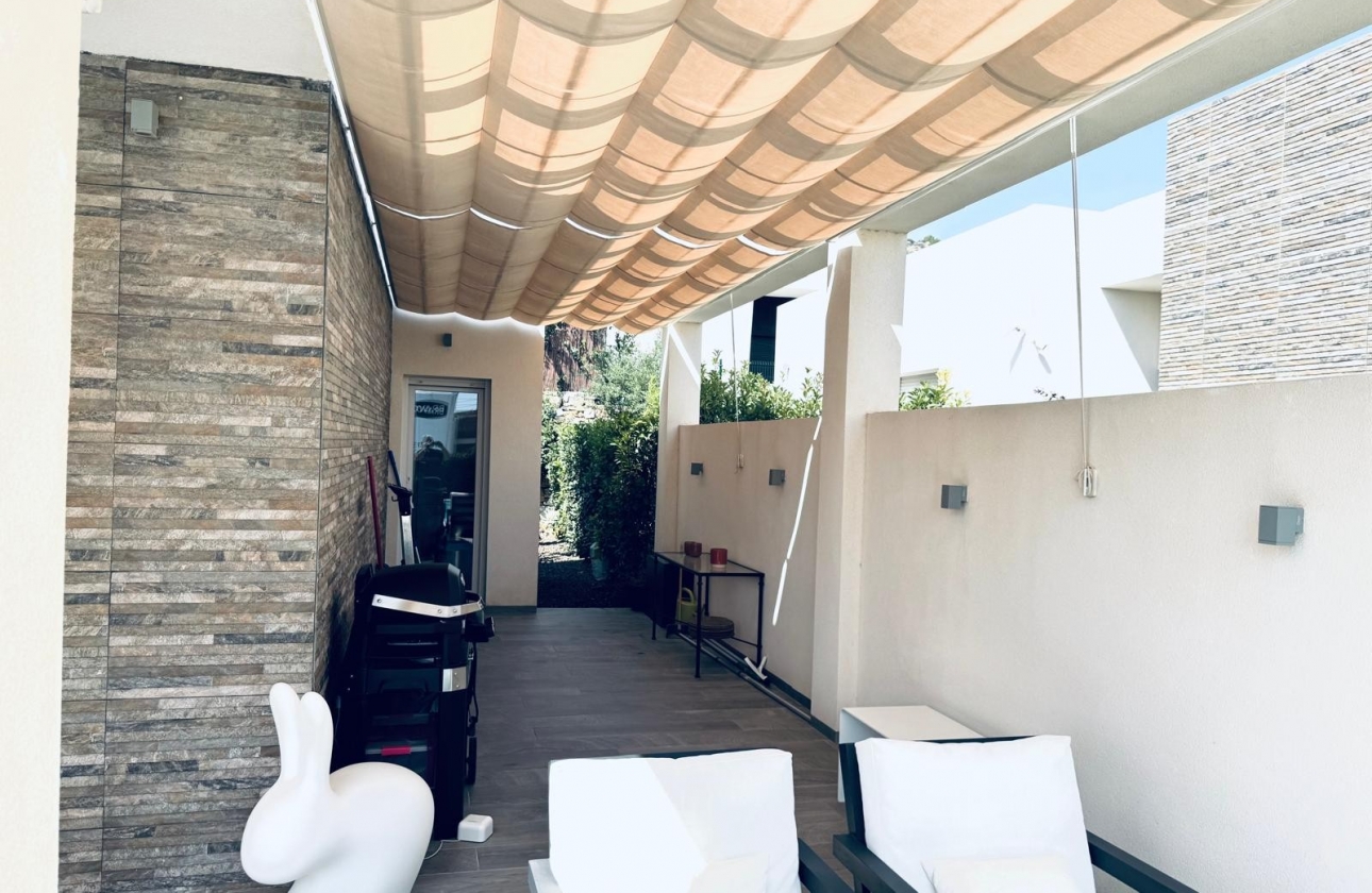 Rynek wtórny - Villa - Algorfa - La Finca Golf