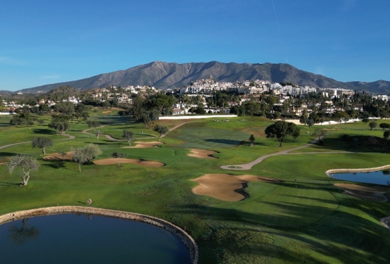 Obra nueva - Ático - Las Lagunas de Mijas