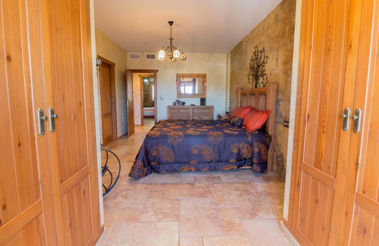 Rynek wtórny - Villa - Redován