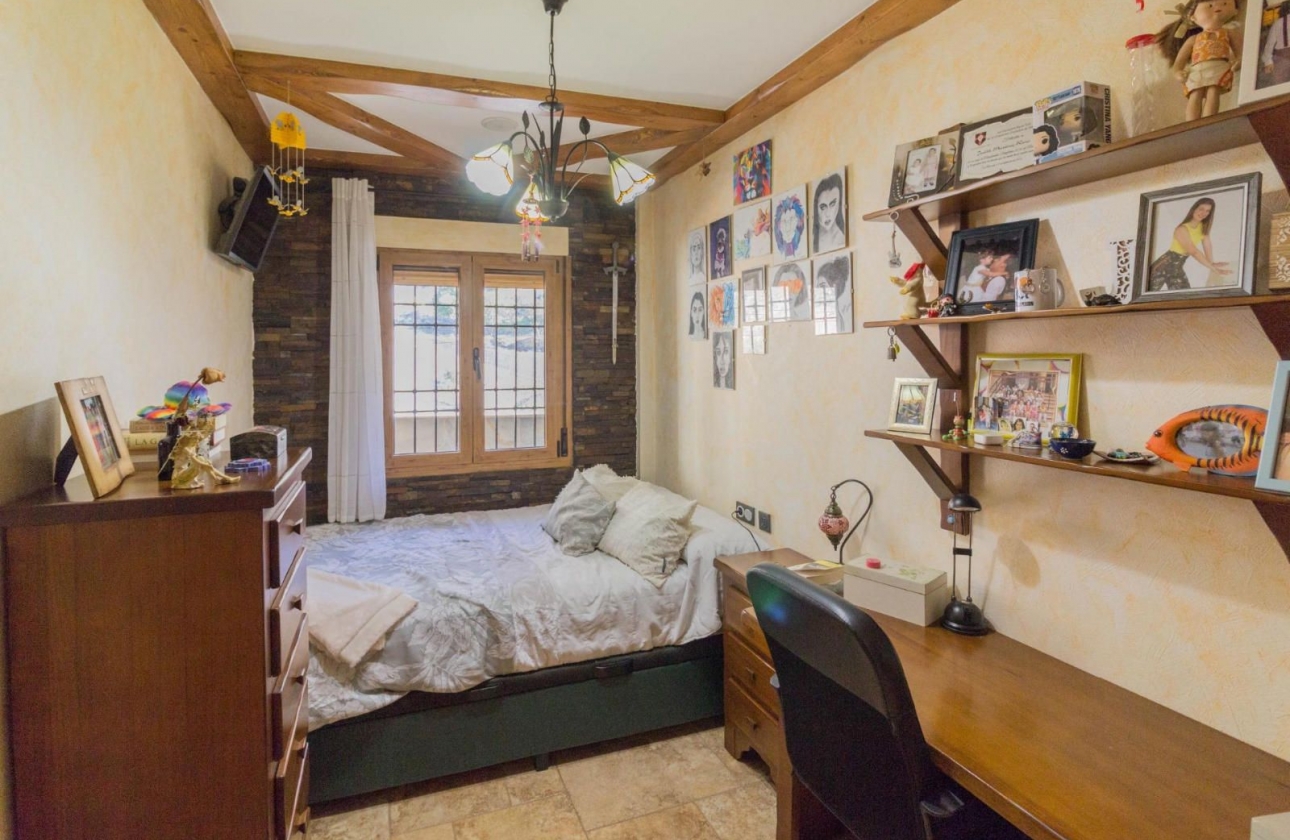 Rynek wtórny - Villa - Redován