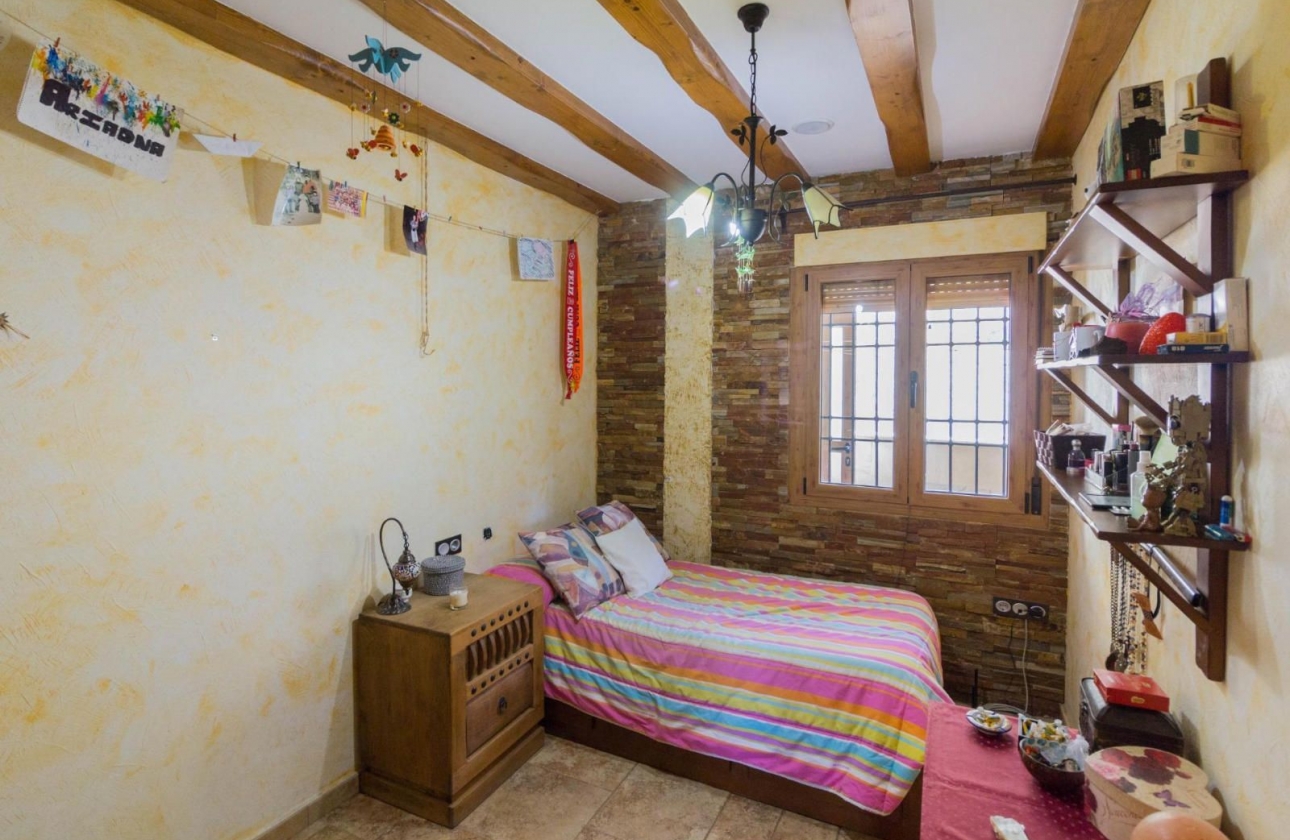 Rynek wtórny - Villa - Redován