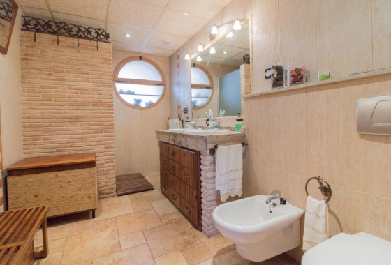 Rynek wtórny - Villa - Redován