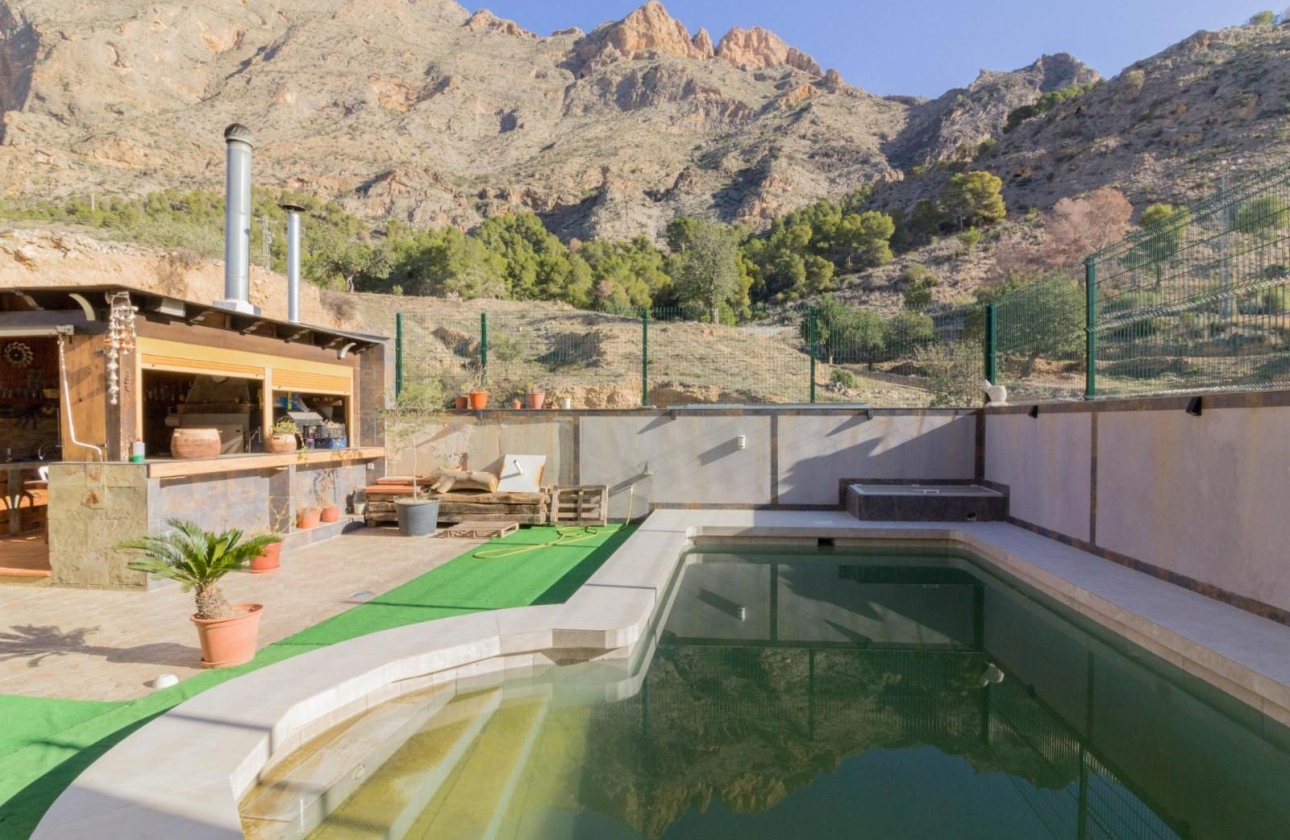 Rynek wtórny - Villa - Redován