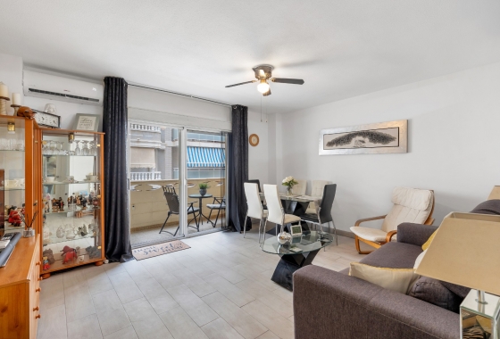 Resale - Apartment - Torrevieja - Playa del Cura