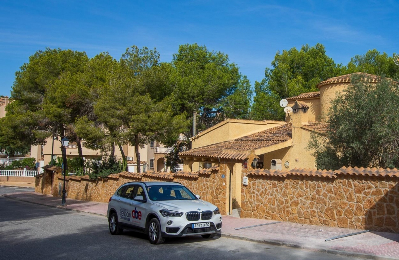 Rynek wtórny - Villa - Orihuela Costa - Res. Las Filipinas