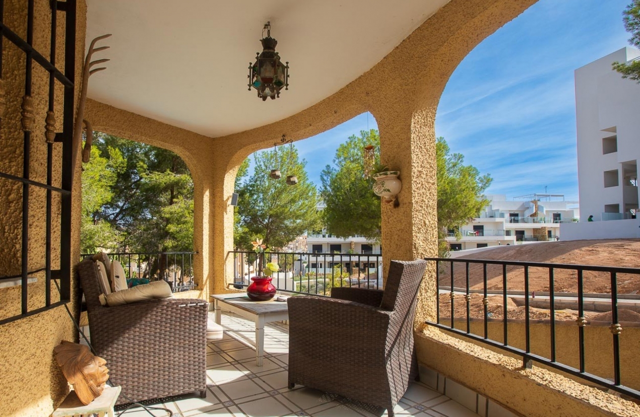 Rynek wtórny - Villa - Orihuela Costa - Res. Las Filipinas