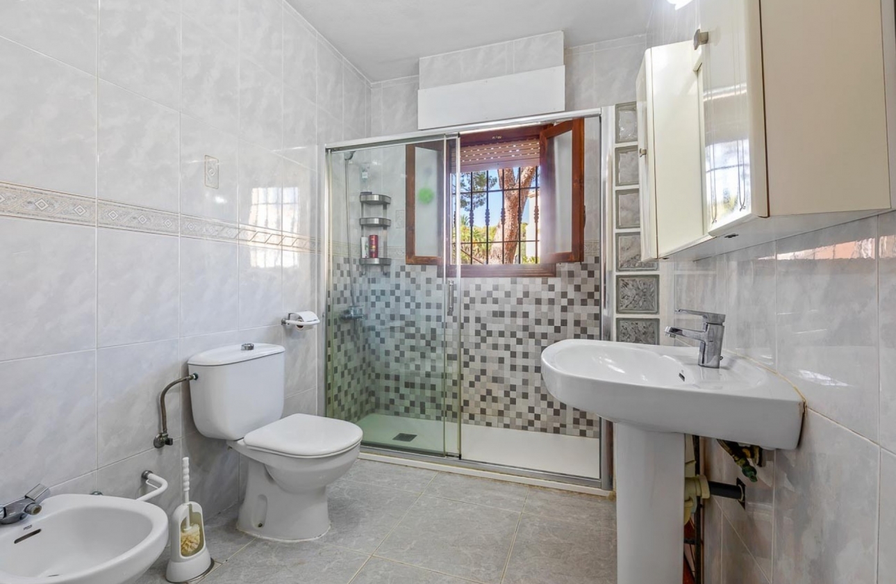 Rynek wtórny - Villa - Orihuela Costa - Res. Las Filipinas