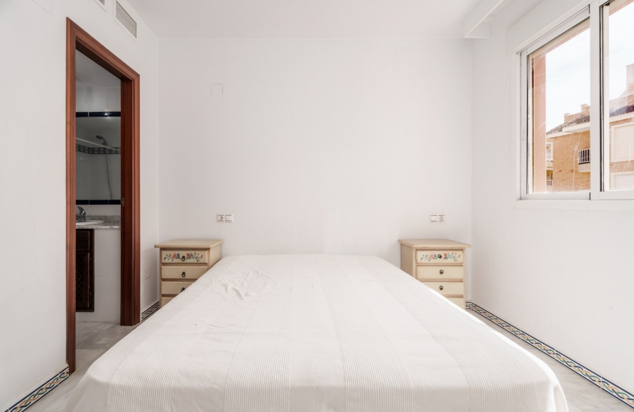 Rynek wtórny - Apartament - Torrevieja - Playa de los Locos