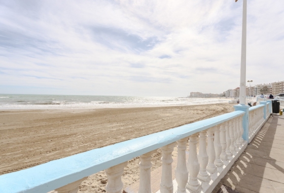 Rynek wtórny - Apartament - Torrevieja - Playa de los Locos