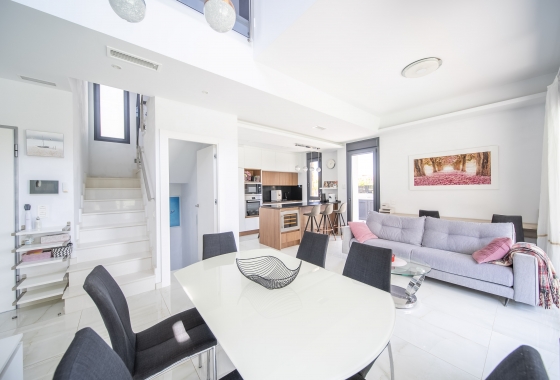 Rynek wtórny - Villa - Orihuela Costa - Lomas de Cabo Roig