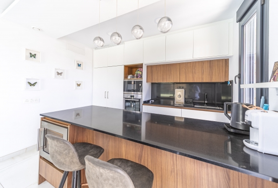 Rynek wtórny - Villa - Orihuela Costa - Lomas de Cabo Roig