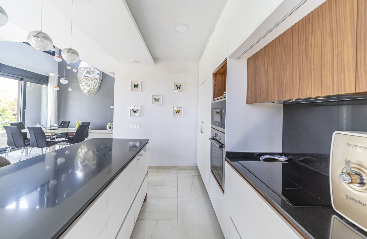 Rynek wtórny - Villa - Orihuela Costa - Lomas de Cabo Roig