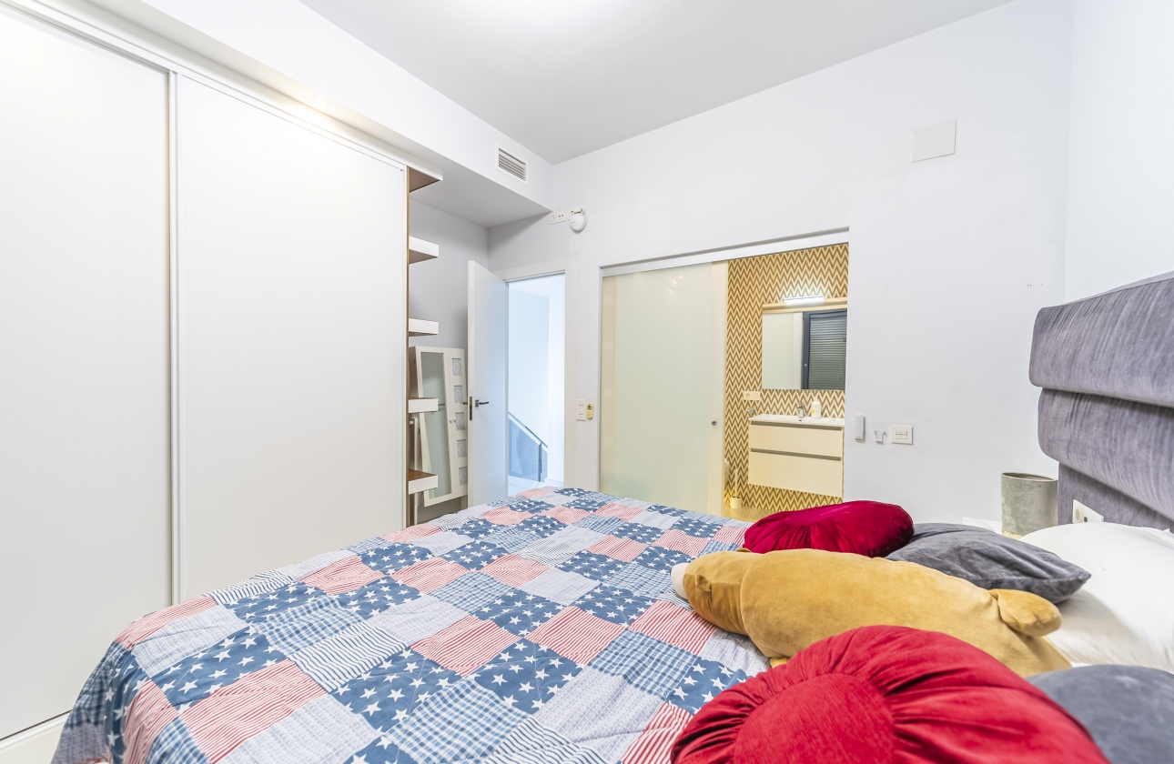 Rynek wtórny - Villa - Orihuela Costa - Lomas de Cabo Roig