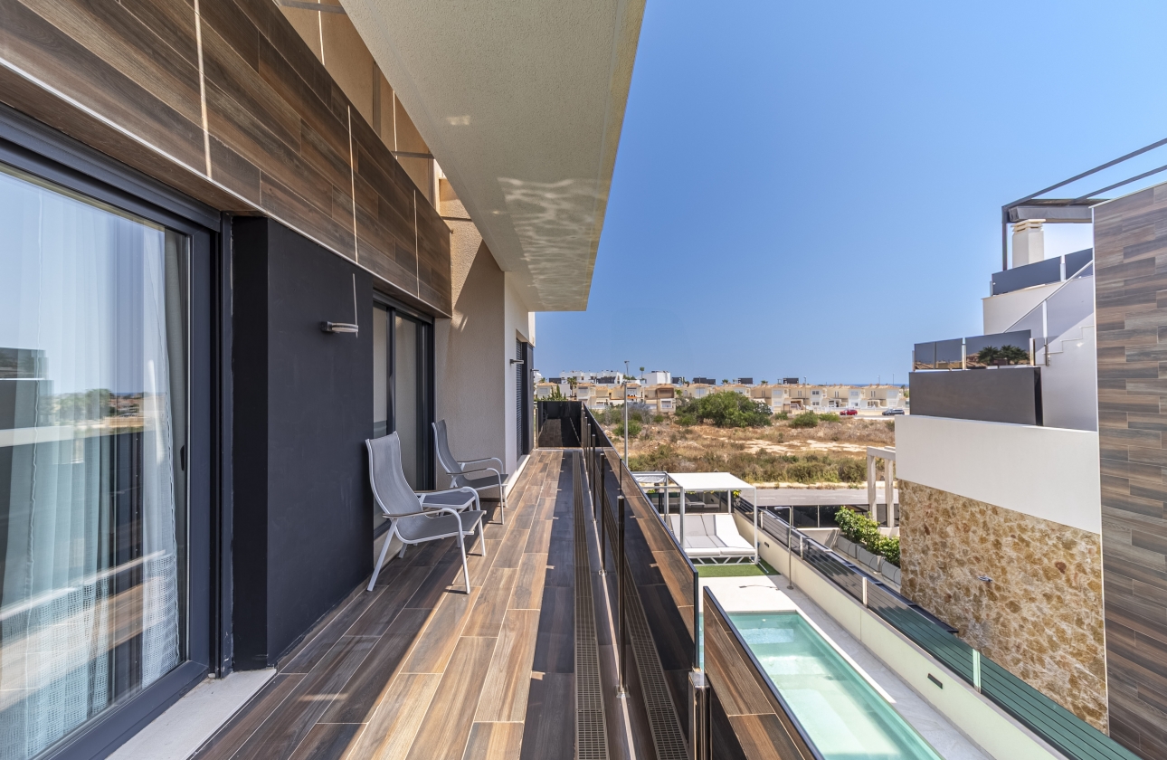 Rynek wtórny - Villa - Orihuela Costa - Lomas de Cabo Roig