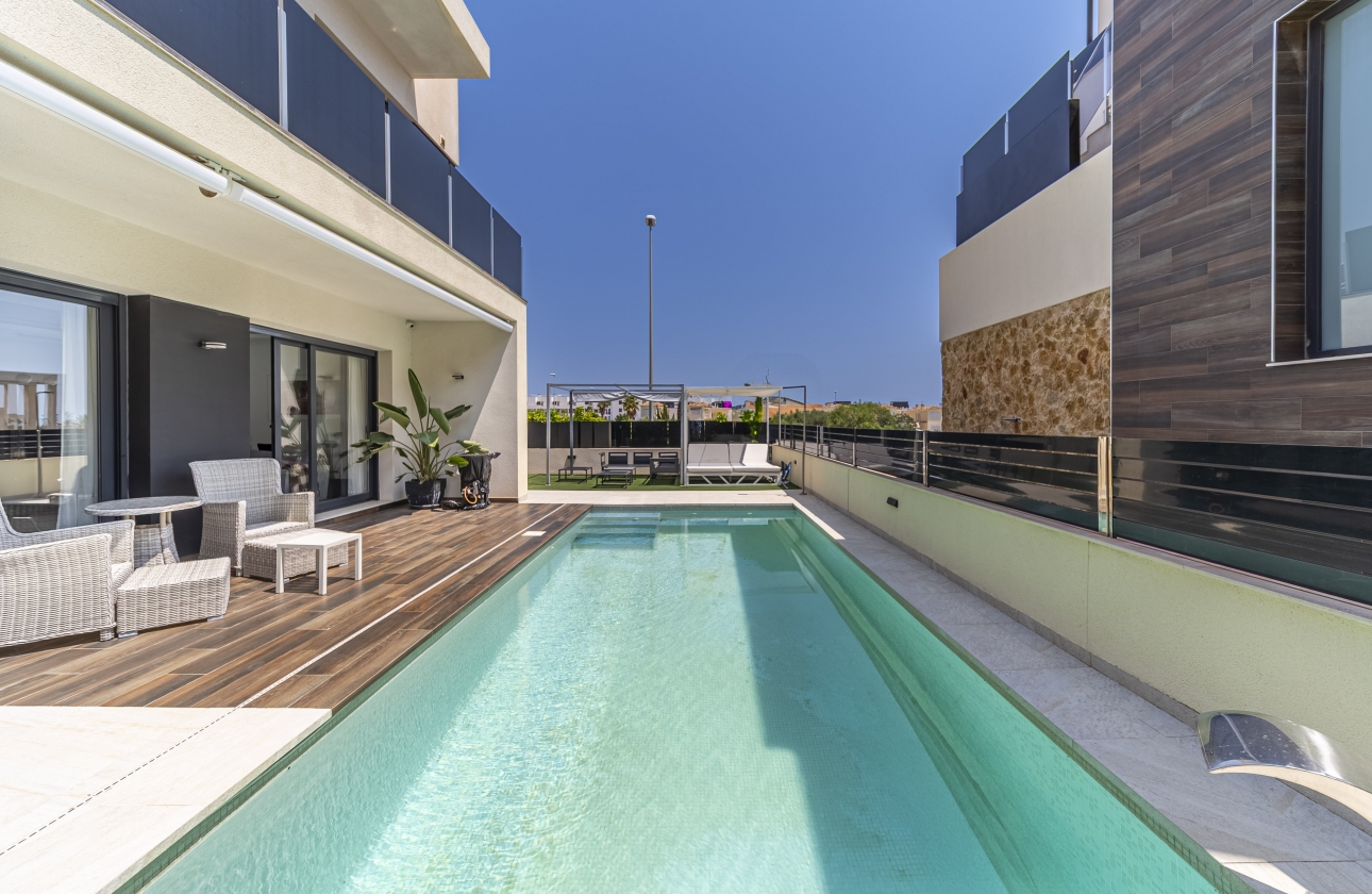 Rynek wtórny - Villa - Orihuela Costa - Lomas de Cabo Roig