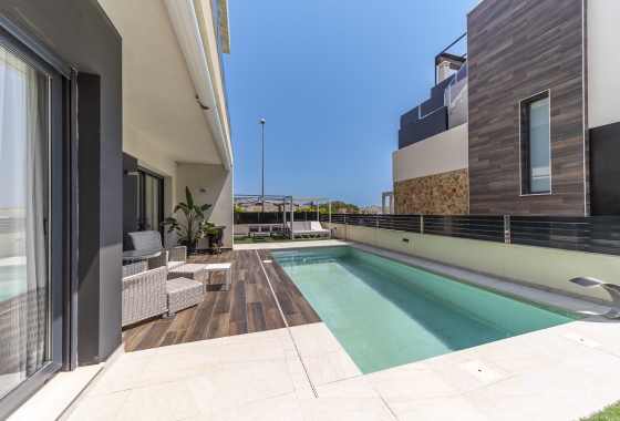 Rynek wtórny - Villa - Orihuela Costa - Lomas de Cabo Roig