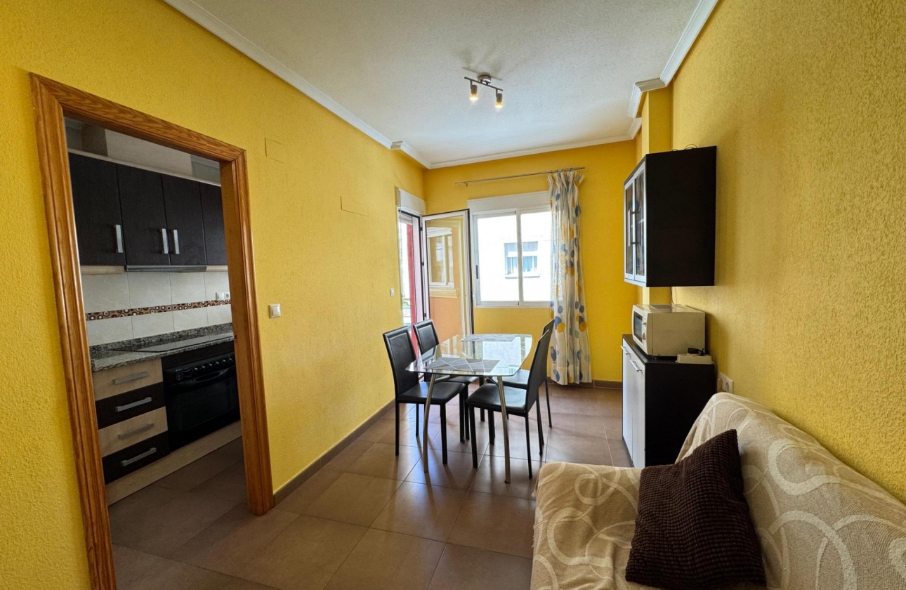 Rynek wtórny - Apartament - Torrevieja - Centro