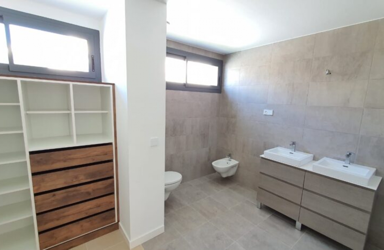 Obra nueva - Villa - Manilva