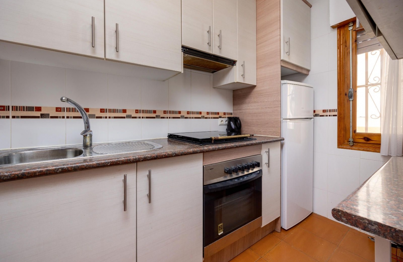 Rynek wtórny - Apartament - Torrevieja - La Mata