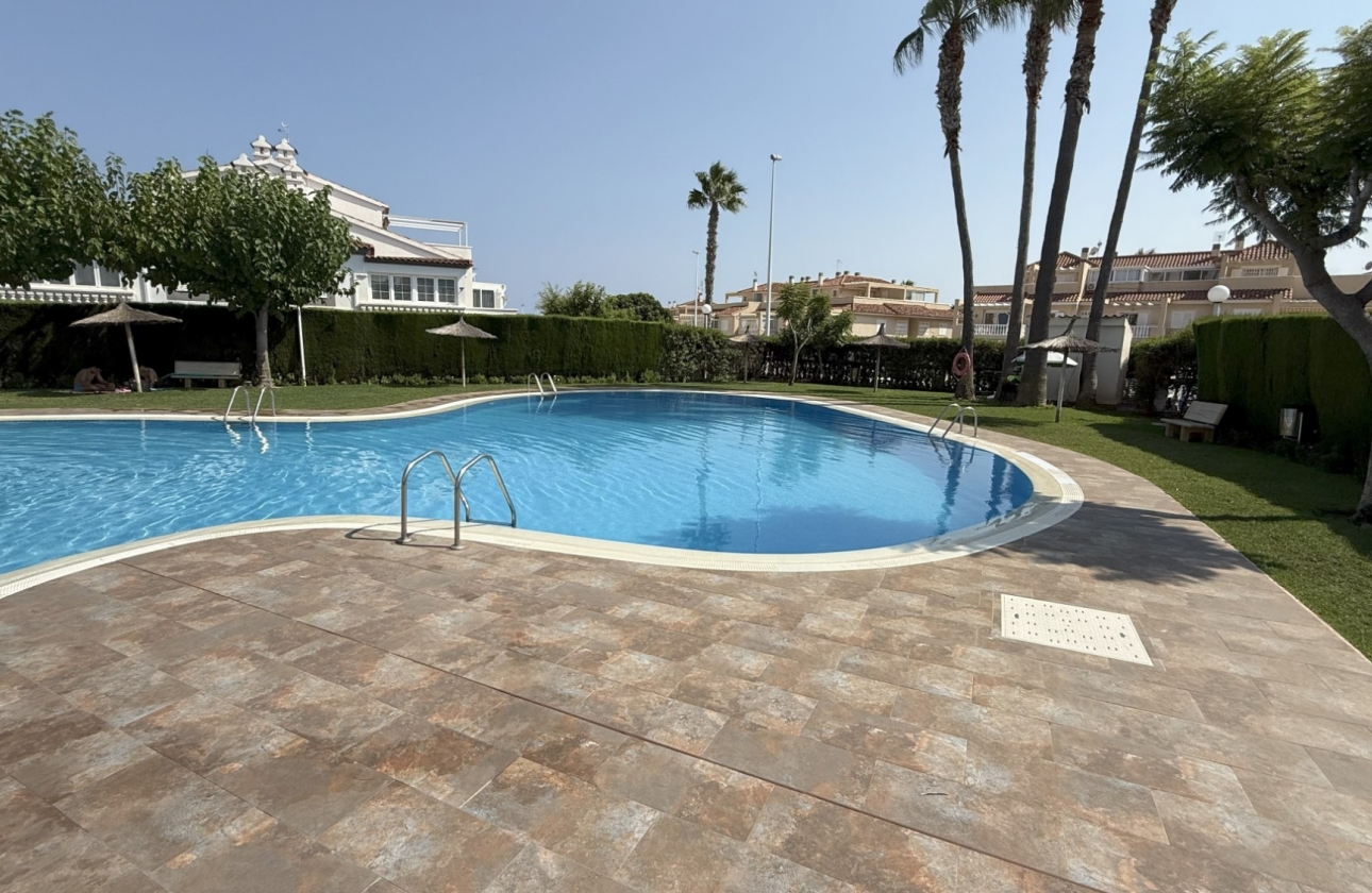 Rynek wtórny - Apartament - Orihuela Costa - La Zenia