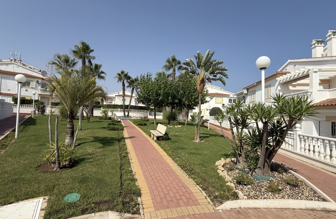 Rynek wtórny - Apartament - Orihuela Costa - La Zenia