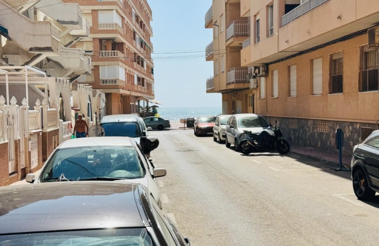 Rynek wtórny - Apartament - Torrevieja - La Mata