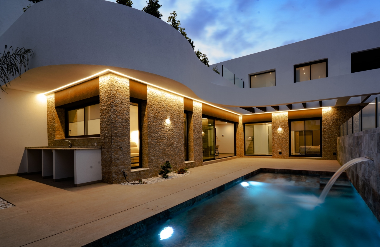 New Build - Detached - Heredades