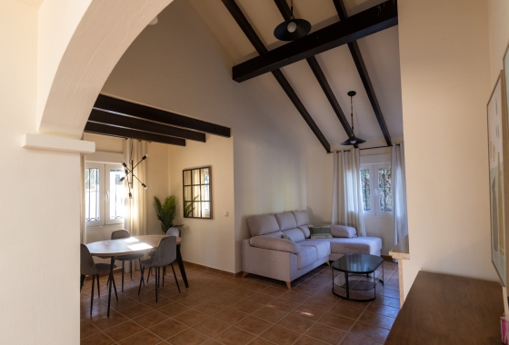 Rynek pierwotny - Szeregowiec - Fuente Álamo