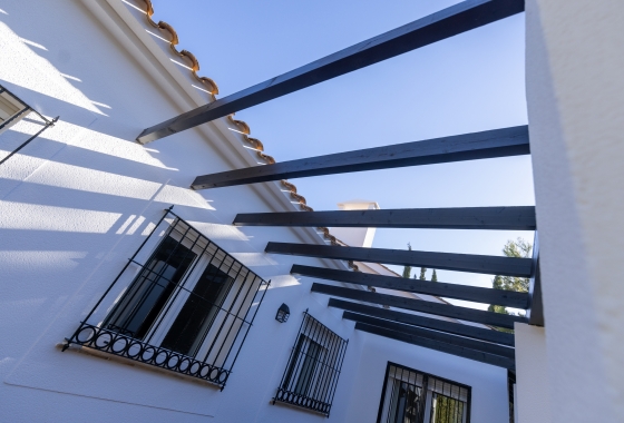 Rynek pierwotny - Szeregowiec - Fuente Álamo