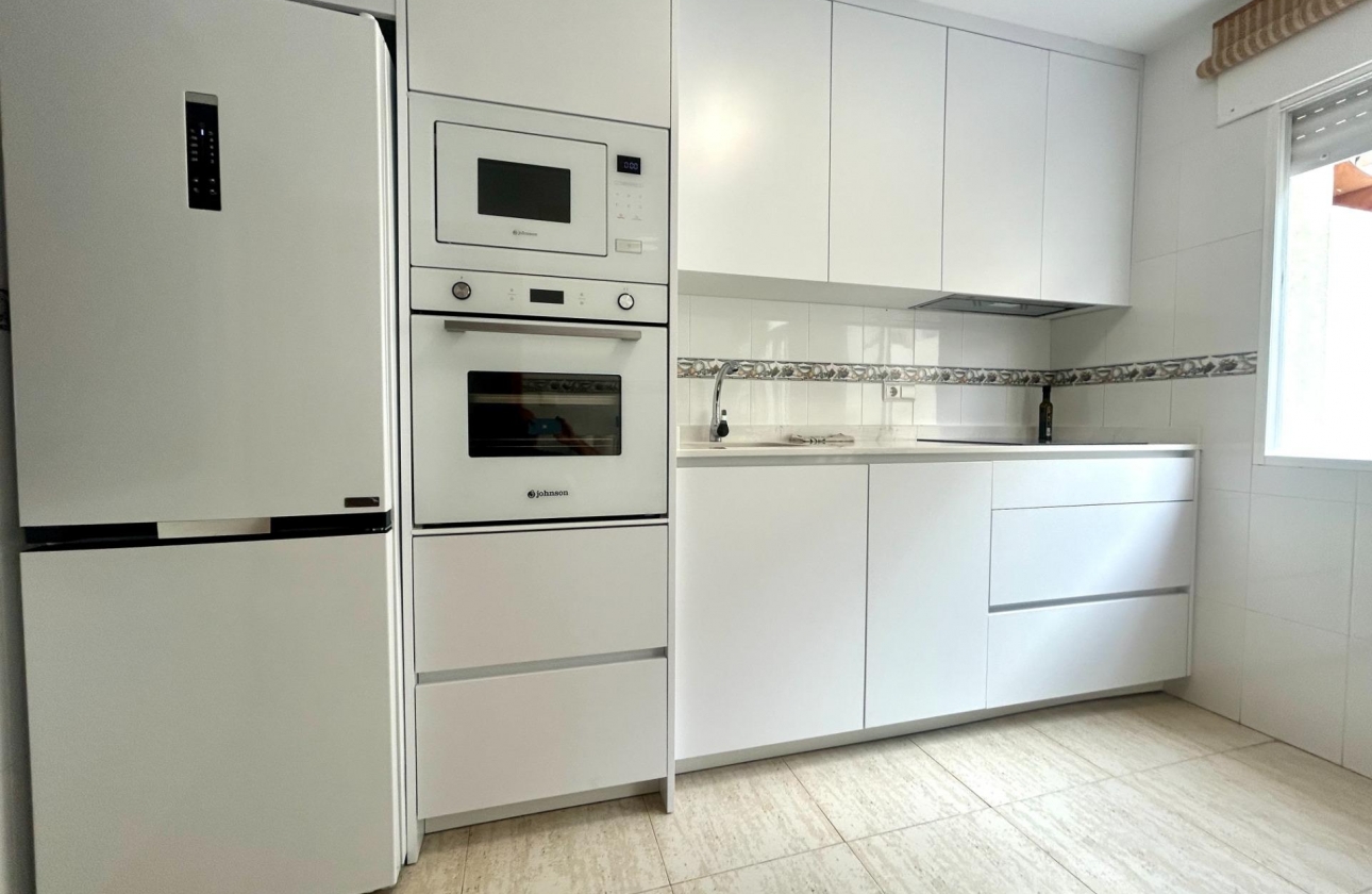 Rynek wtórny - Szeregowiec - Orihuela Costa - Campoamor