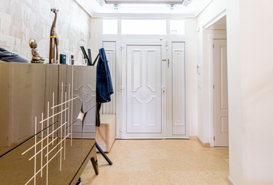 Reventa - Villa - La Mata