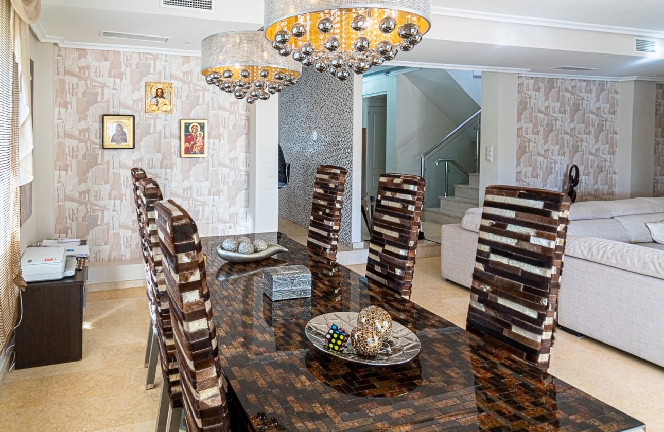 Reventa - Villa - La Mata