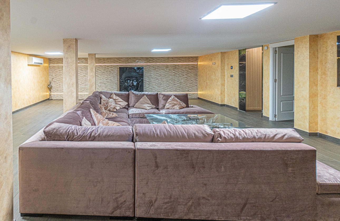 Reventa - Villa - La Mata