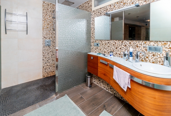 Reventa - Villa - La Mata