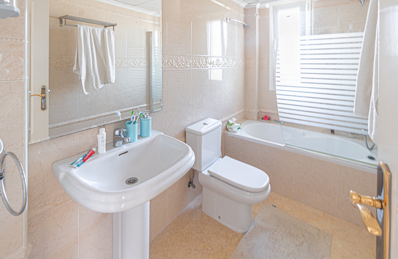 Reventa - Villa - La Mata