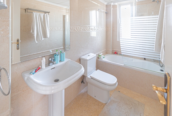 Reventa - Villa - La Mata