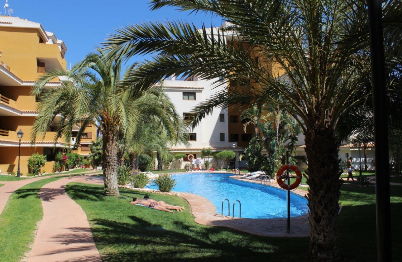 Rynek wtórny - Apartament - Punta Prima - La Entrada