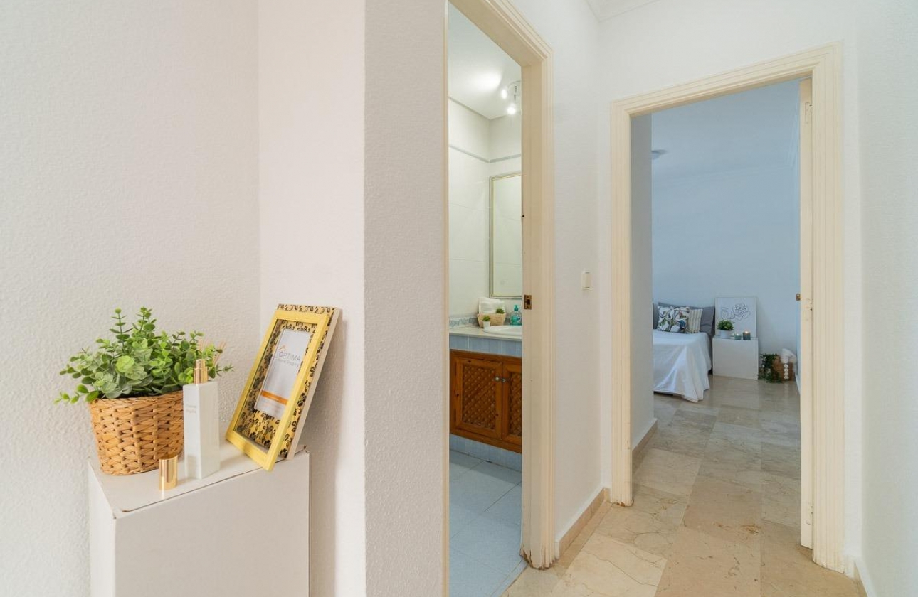 Rynek wtórny - Villa - Orihuela Costa - Villamartín