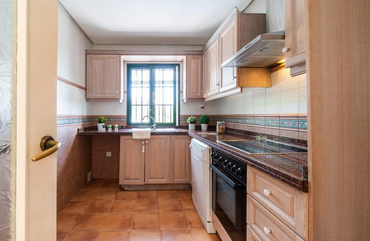 Rynek wtórny - Villa - Orihuela Costa - Villamartín