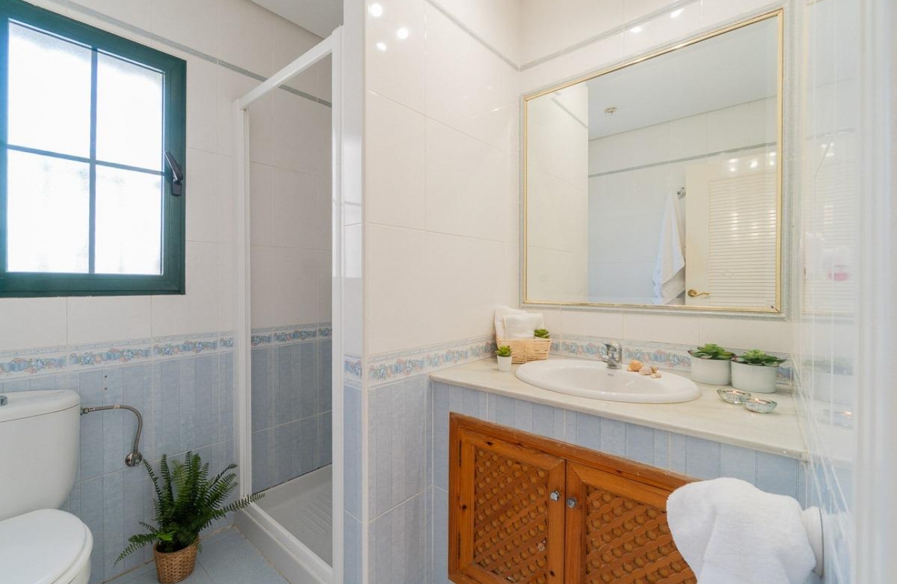 Rynek wtórny - Villa - Orihuela Costa - Villamartín