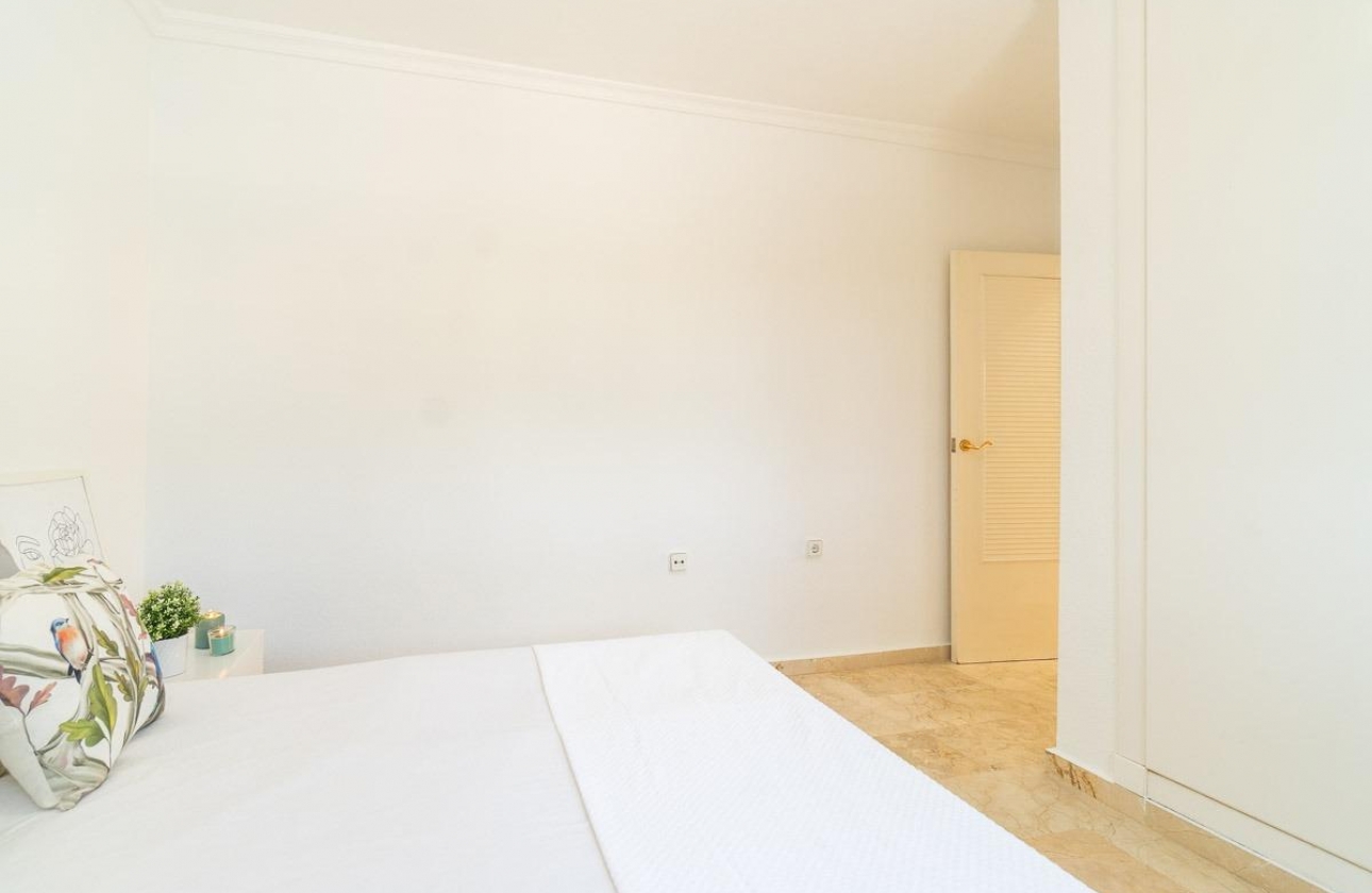 Rynek wtórny - Villa - Orihuela Costa - Villamartín