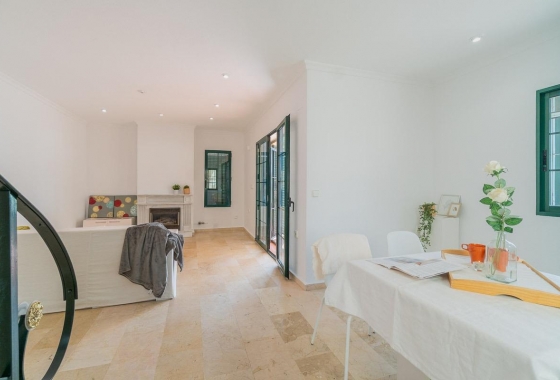 Rynek wtórny - Villa - Orihuela Costa - Villamartín